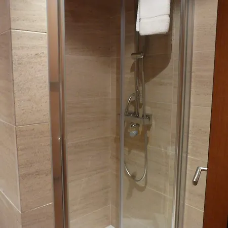 Tio Manolo De Hotel *